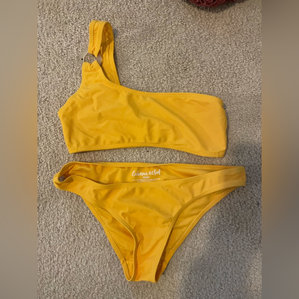 Bathing suit set
